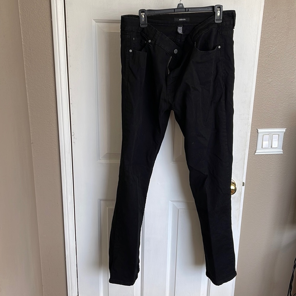 Black Alfani Jeans 38x32